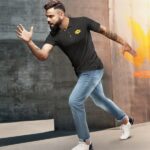 Wrogn Solid Men Polo Neck Grey T-Shirt