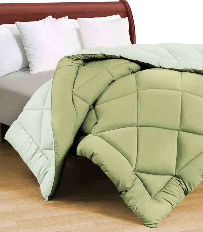 Flipkart Perfect Homes Solid Double Comforter For  Mild Winter(Microfiber, Green, Baige)