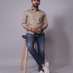 Vebnor Men Checkered Formal Beige Shirt