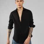 Dennis Lingo Men Solid Casual Black Shirt