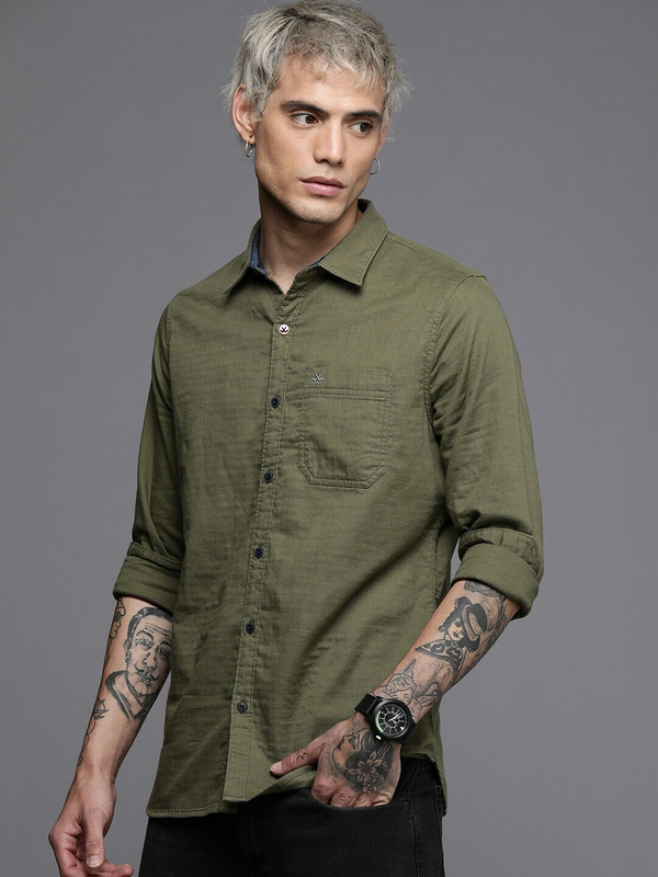 Wrogn Men Solid Casual Green Shirt