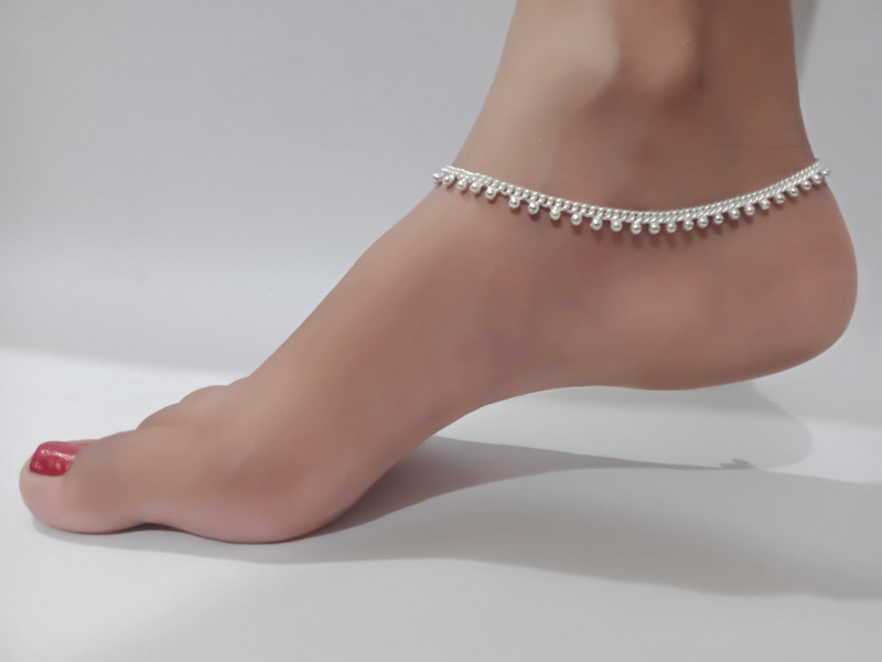Sanwariya Women Non-Precious Metal Silver Plated Traditional Indian Payal Latest Design Metal, Silver Anklet