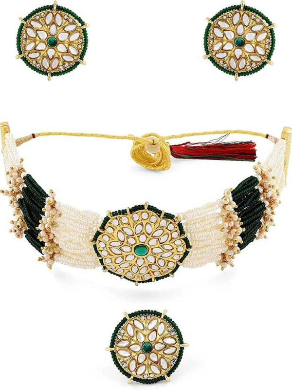 Divisha Imitation Alloy Gold-Plated Green, White Jewellery Set(Pack Of 1)