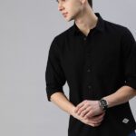 Roadster Men Solid Casual Black Shirt