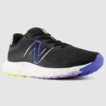 New Balance 520 Running Shoes For Women(Black , 6)
