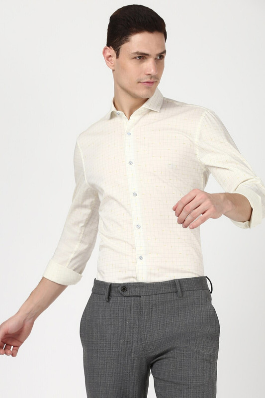 Peter England Men Checkered Formal Cream Shirt