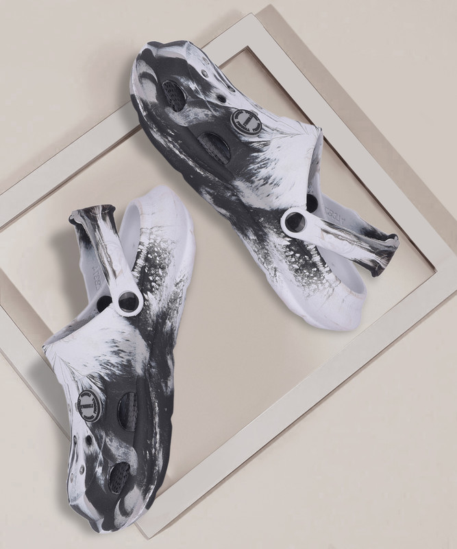 Liberty Boys & Girls Sling Back Clogs(Black , 3 – 3.5 Years)