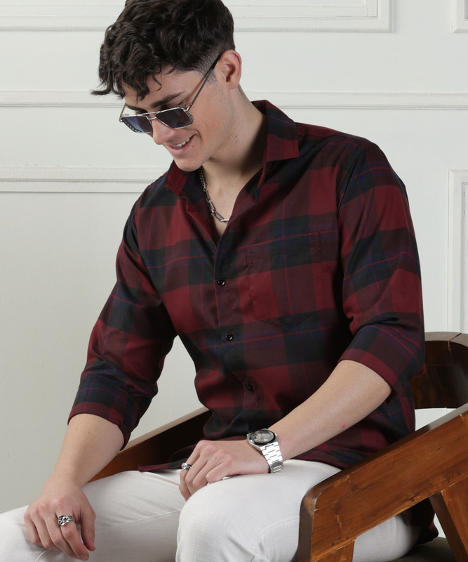 Woxen Men Checkered Casual Maroon Shirt