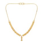 Elegant Gold Leaf Pattern Necklace with Pendant