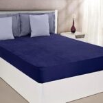 Amazon Brand – Solimo Mattress Protector, Durable, Elastic Fit, Washable (King; 72 x 72 x 10; Polyester; Navy Blue)