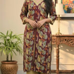 80’S Vibes Women Printed, Floral Print Straight Kurta(Maroon)
