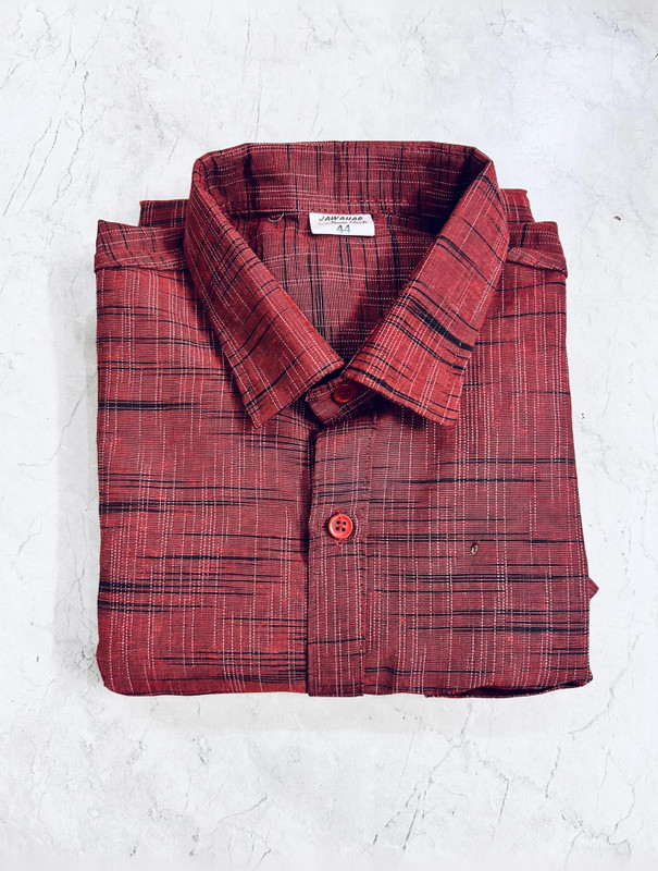 R N Enterprises Men Self Design Casual Maroon Shirt