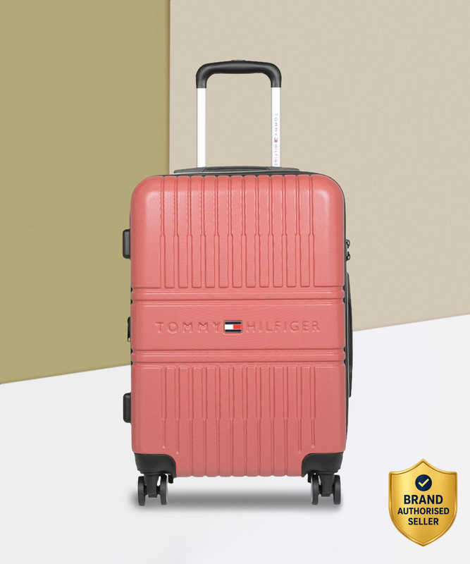 TOMMY HILFIGER Stanford Expandable  Cabin Suitcase 8 Wheels – 22 Inch